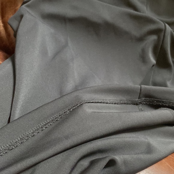 ANN TAYLOR  BLACK CAP SLEEVE BELTED DRESS 8 NEW STRETCHY - Picture 9 of 10